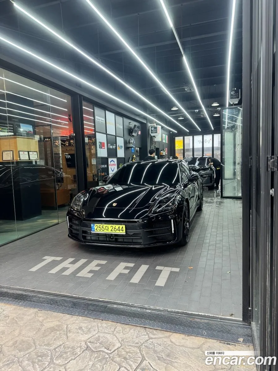 Porsche Panamera 2025 — 3