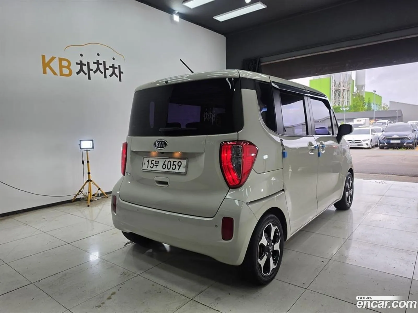 Kia Ray 2012 — 2