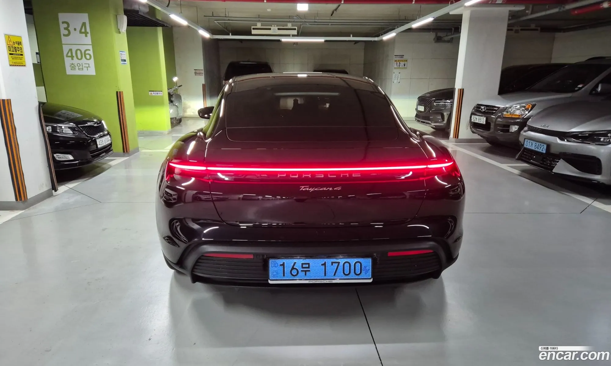 Porsche Taycan
