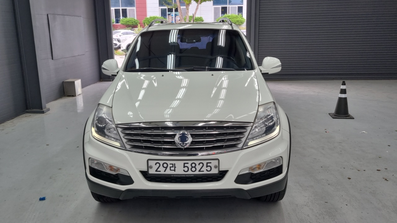 KG Mobility (SsangYong) Rexton W