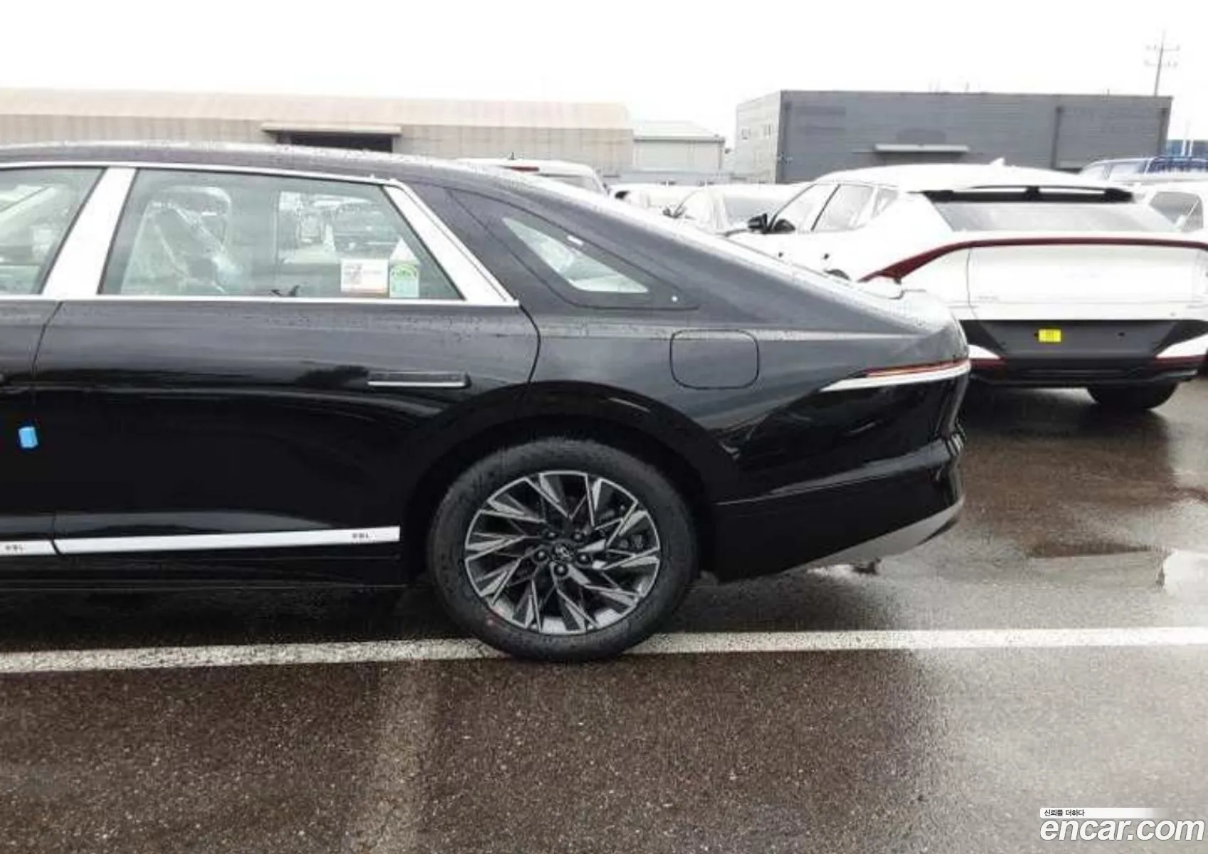Hyundai Grandeur Hybrid