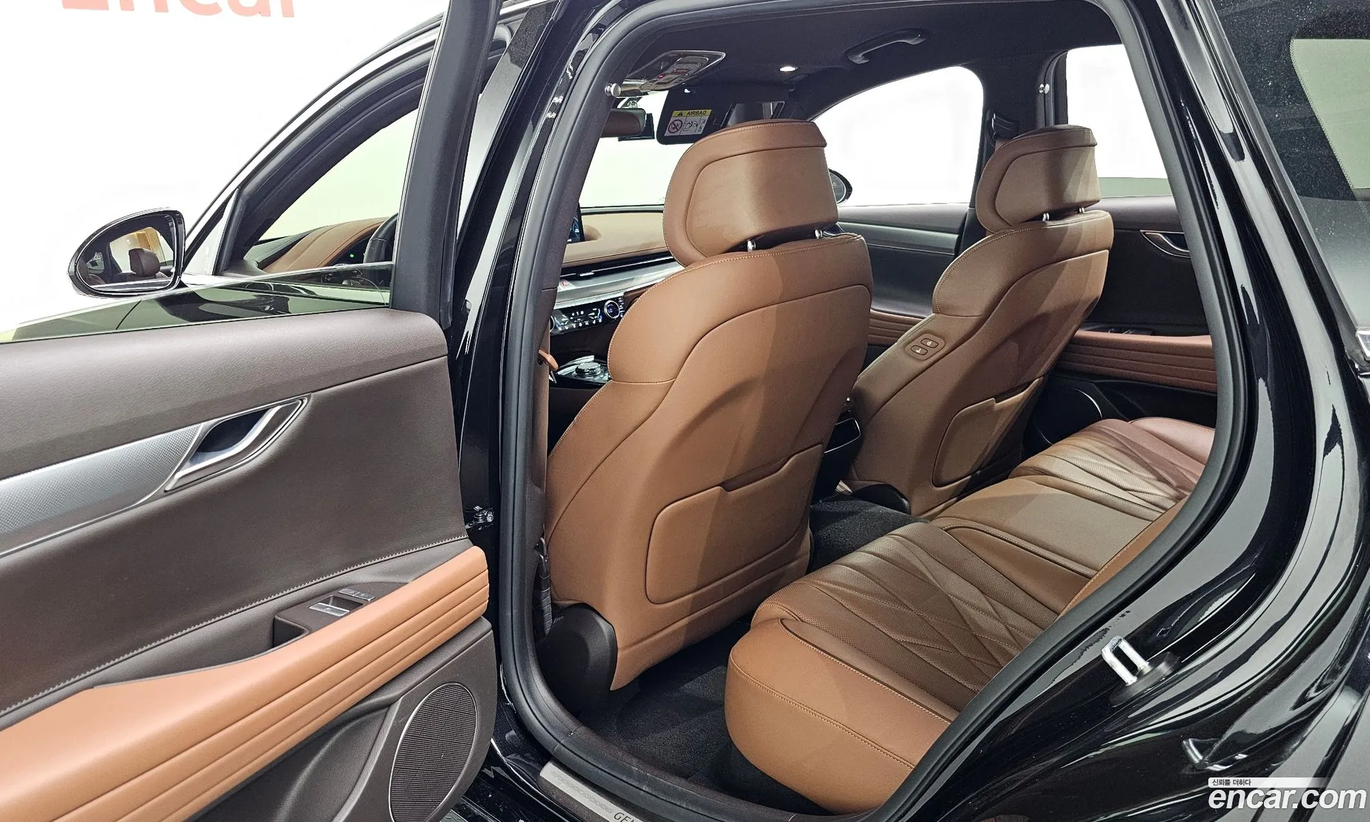 Genesis G80 2024 KMTGB41CDRU226433 — 34