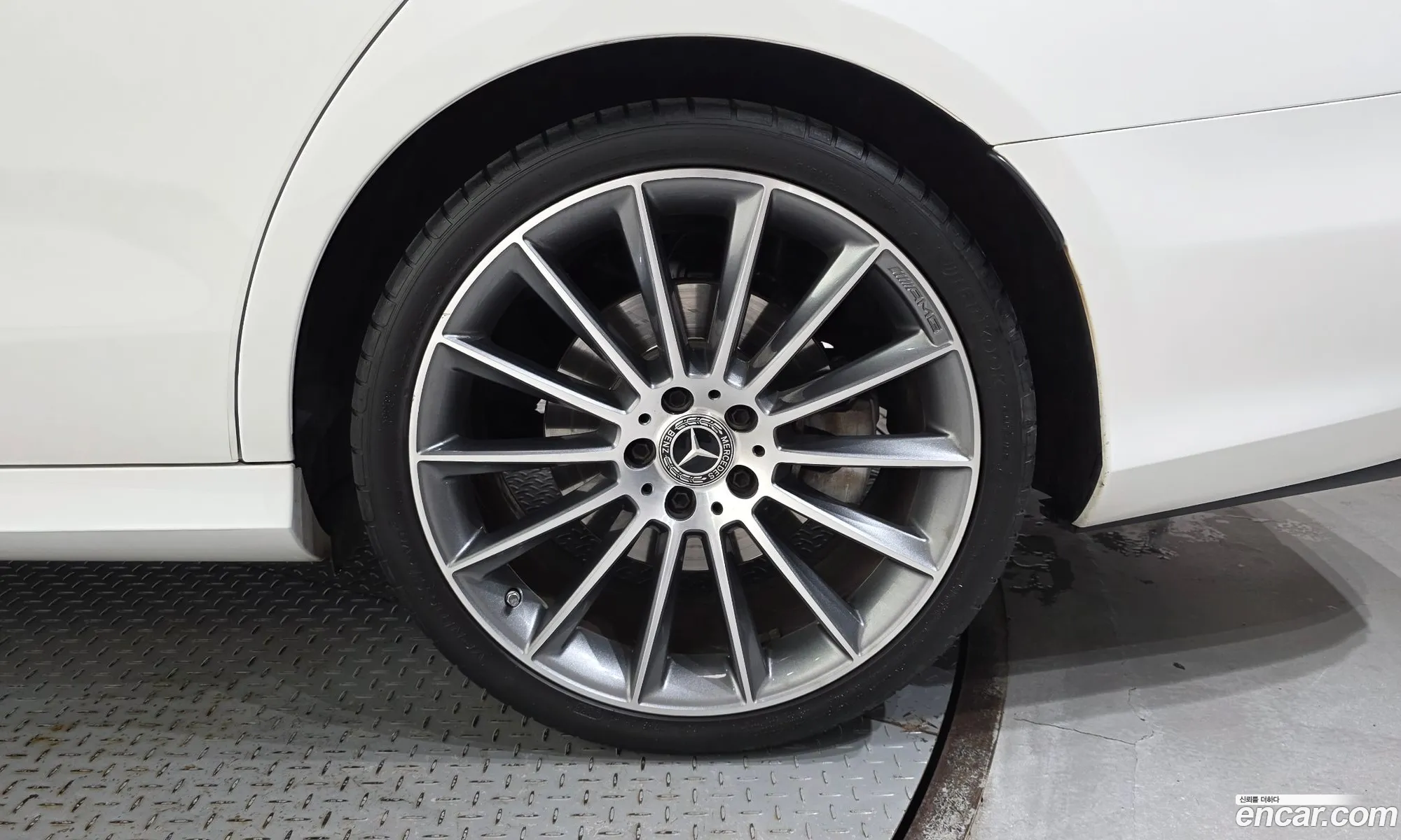 Mercedes-Benz E-Class W213 2021 W1KZF8GB2MA868342 — 21