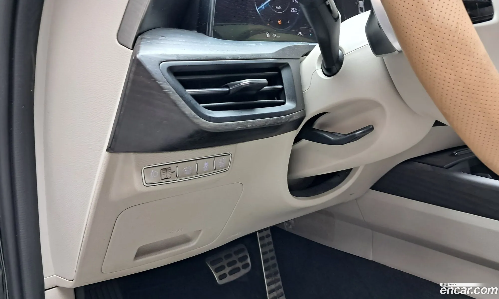 Kia K8 Hybrid