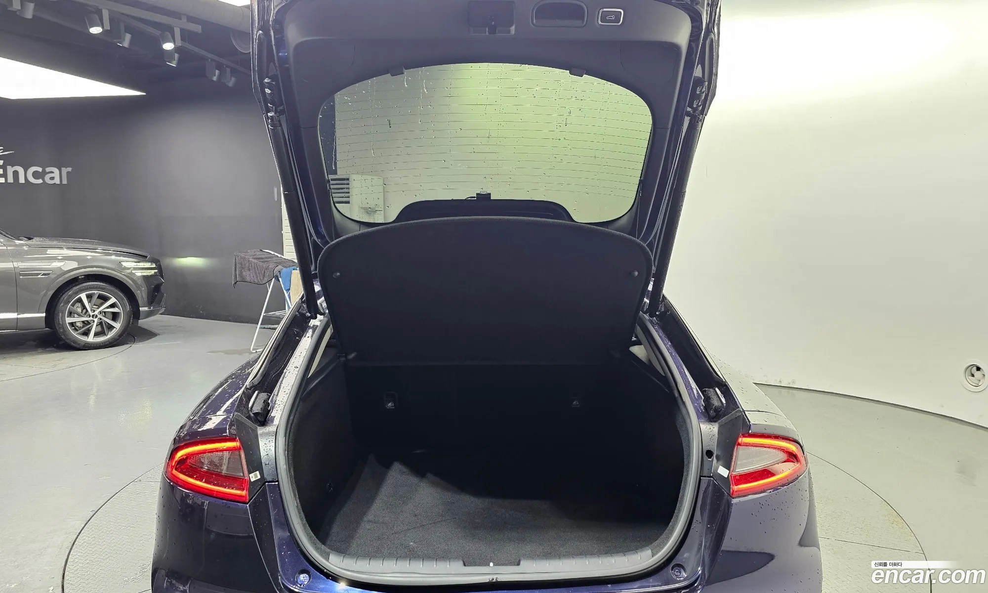 Kia Stinger 2017 KNAE351ABJS002906 — 20