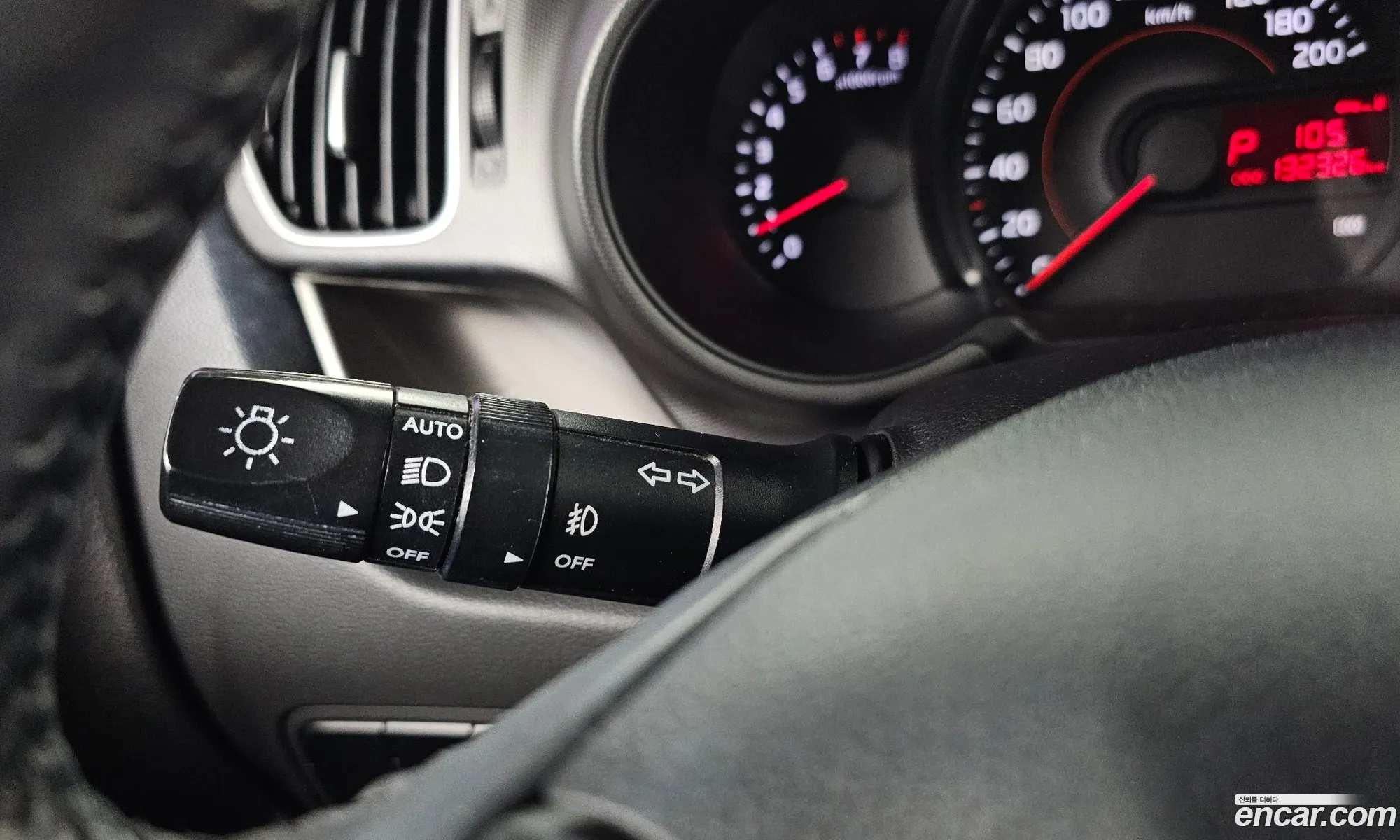 Kia Ray 2013 KNACH811BDT055561 — 2
