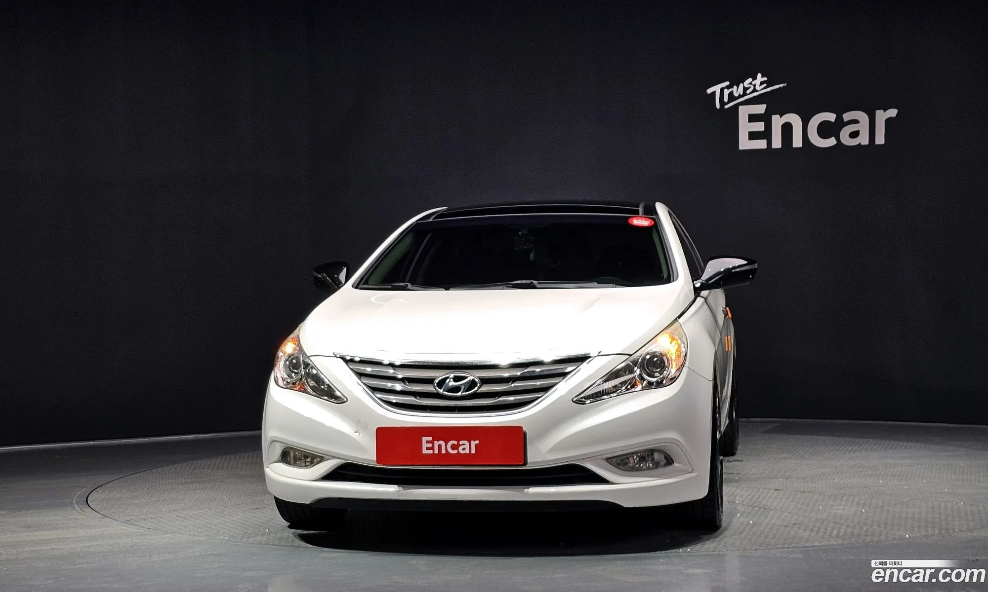 Hyundai YF Sonata 2012 KMHEC41ABCA438555 — 18