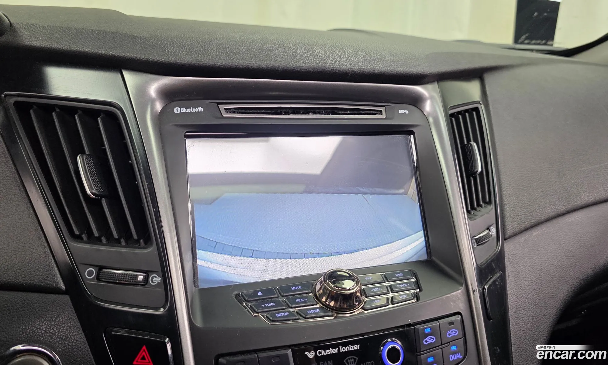Hyundai YF Sonata 2012 KMHEC41ABCA438555 — 19