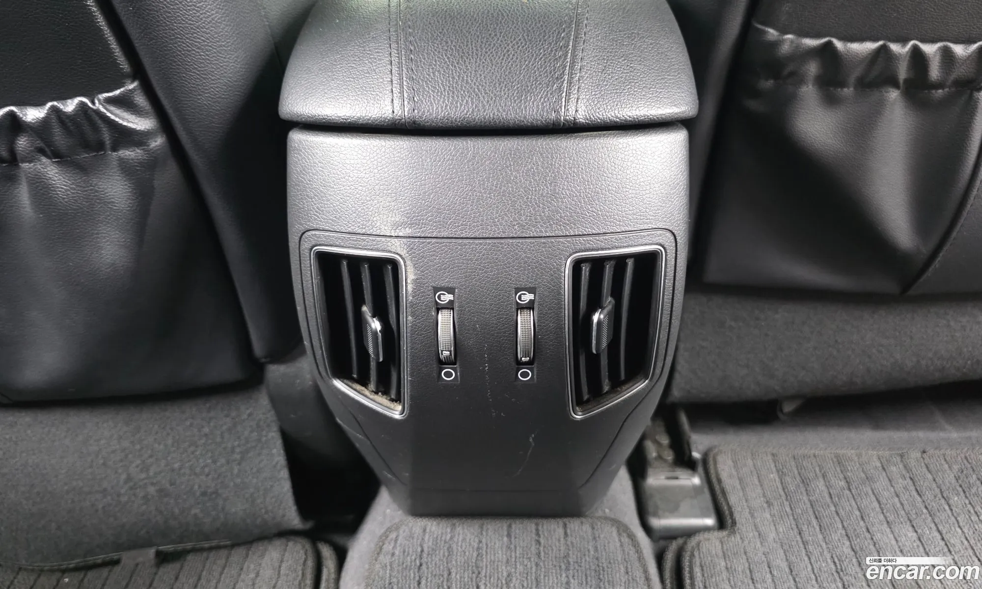 Hyundai YF Sonata 2012 KMHEC41ABCA438555 — 3