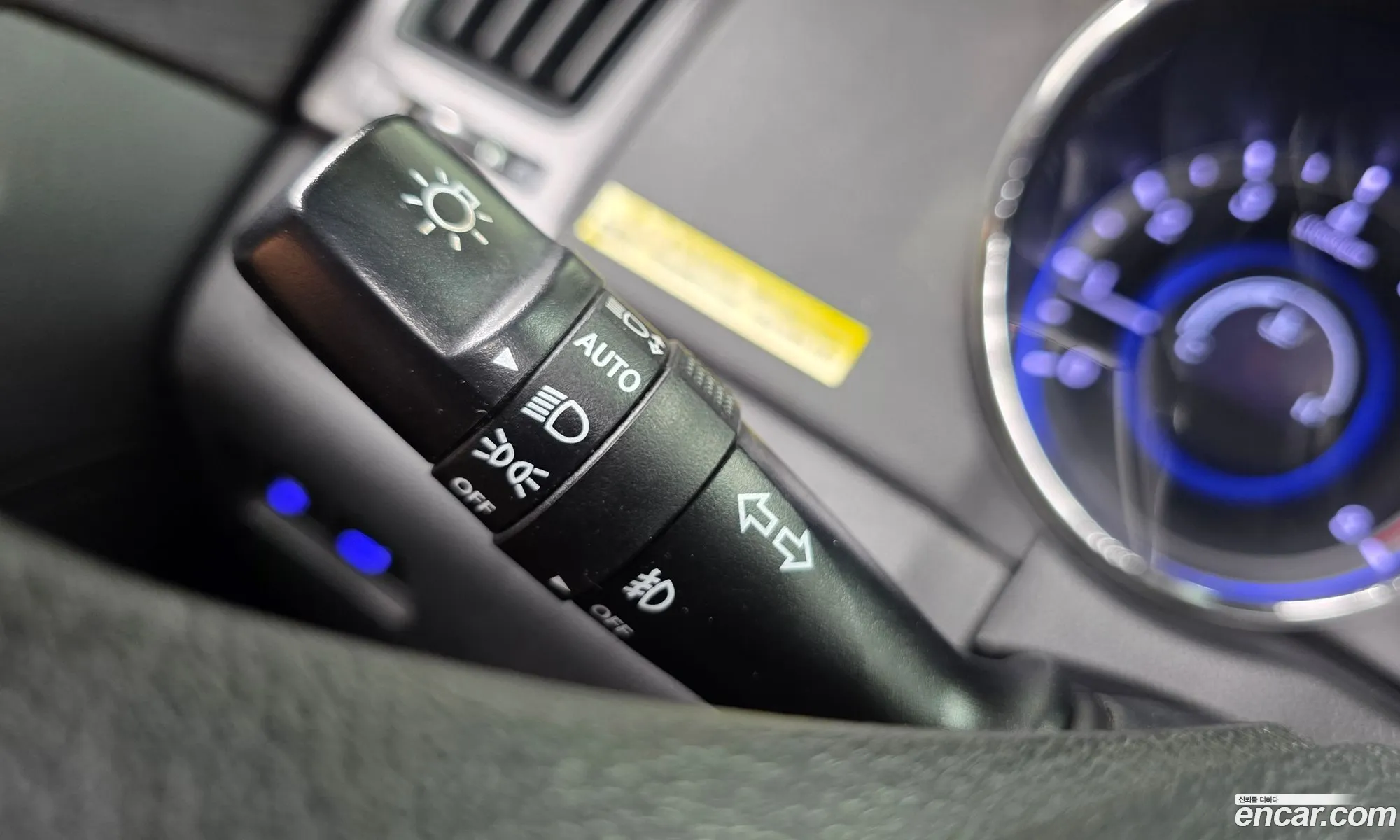 Hyundai YF Sonata 2012 KMHEC41ABCA438555 — 25