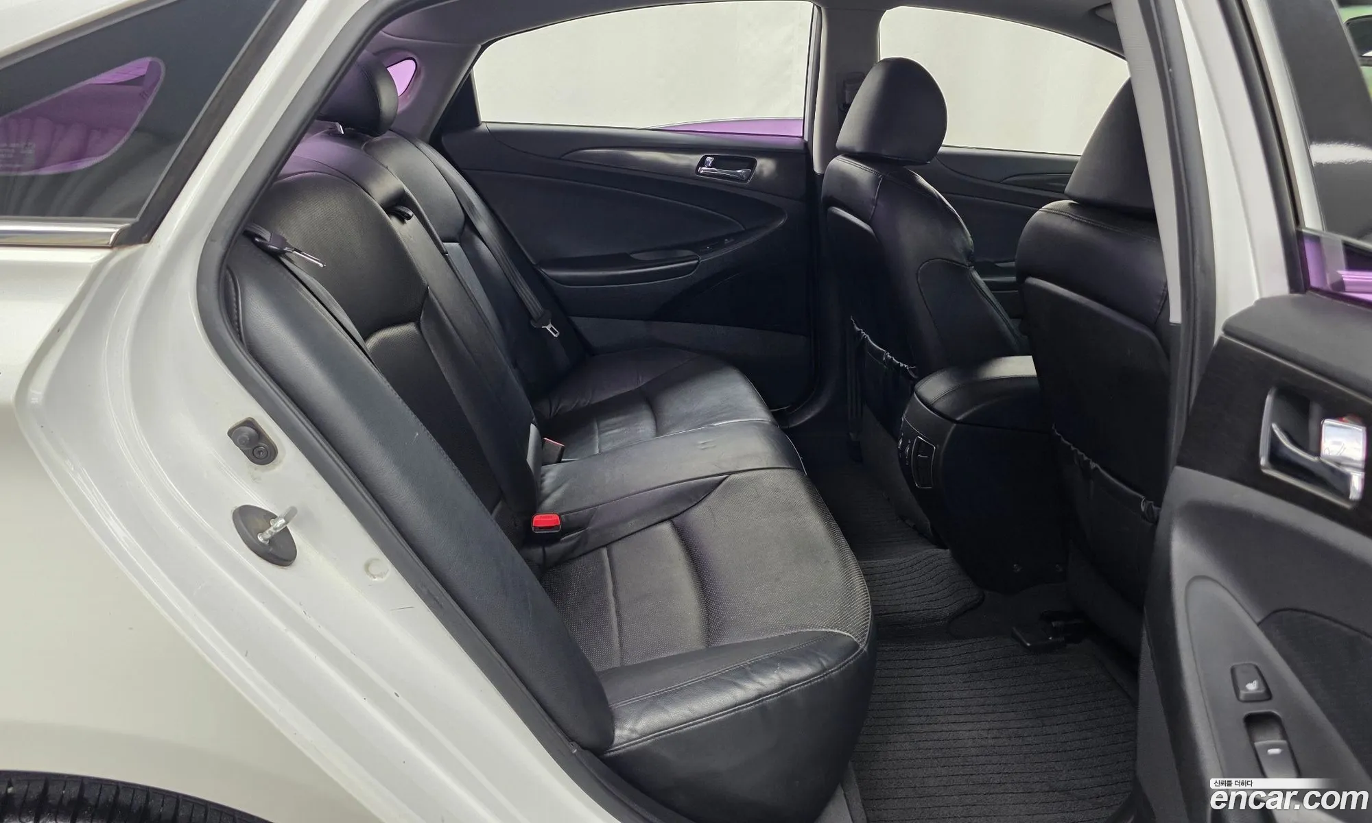 Hyundai YF Sonata