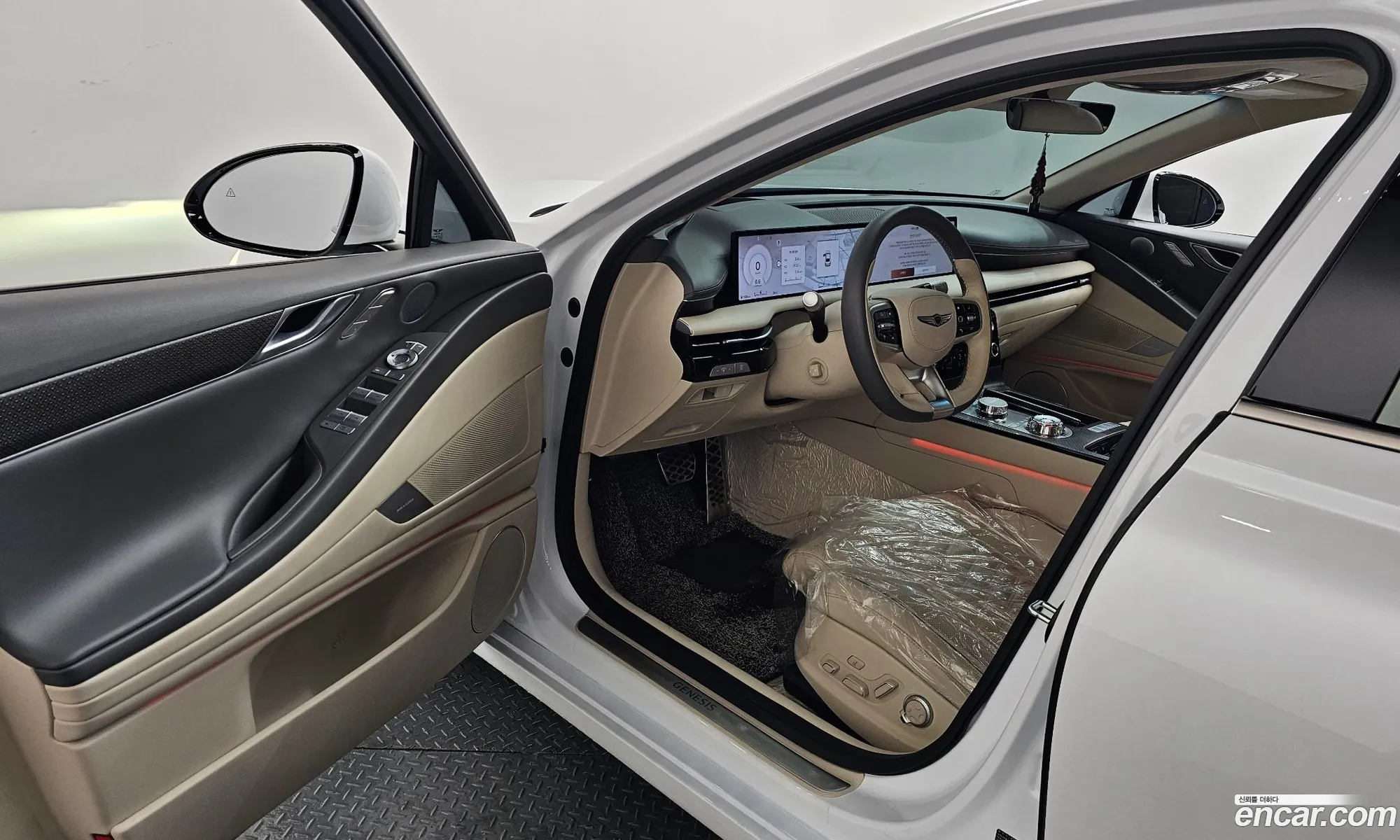Genesis G80 2024 KMTGF41DDSU234804 — 3