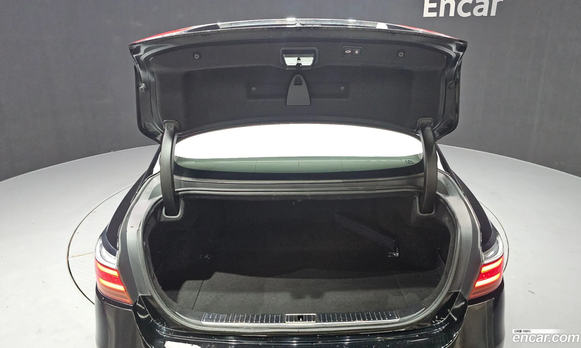 Kia K9 2015 — 6
