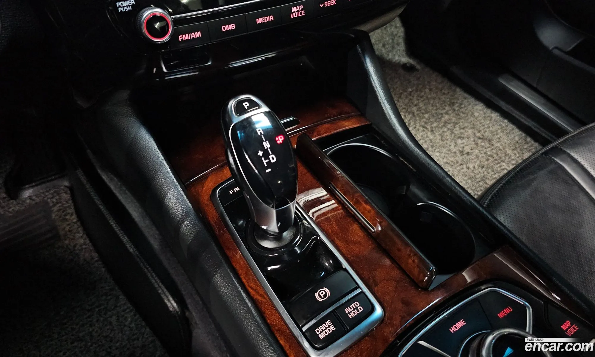 Kia K9 2015 — 18