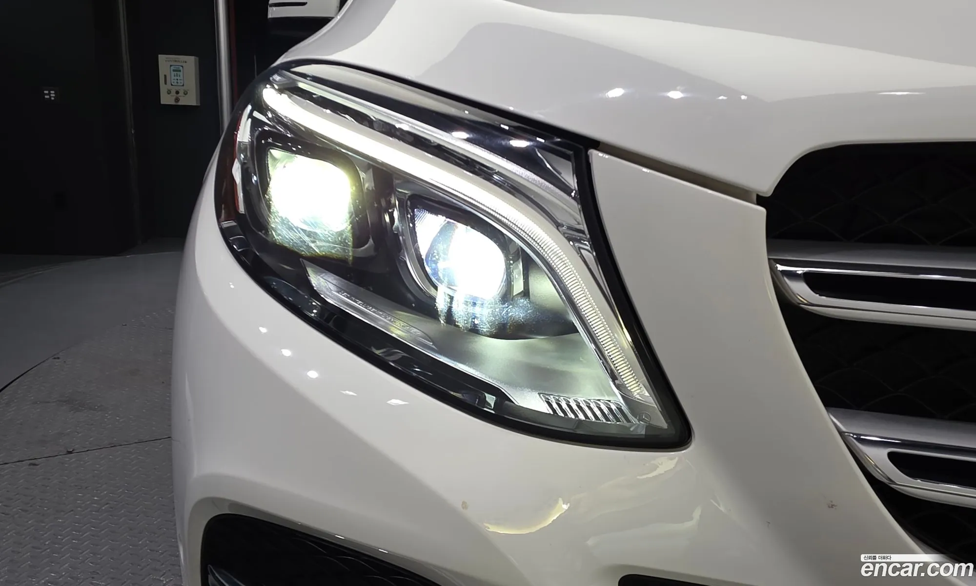Mercedes-Benz GLE-Class W166 2018 WDCDA2EB3JB092435 — 11