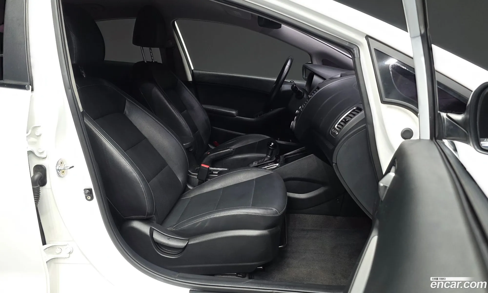 Kia K3 2017 KNAFK412BHA968844 — 21