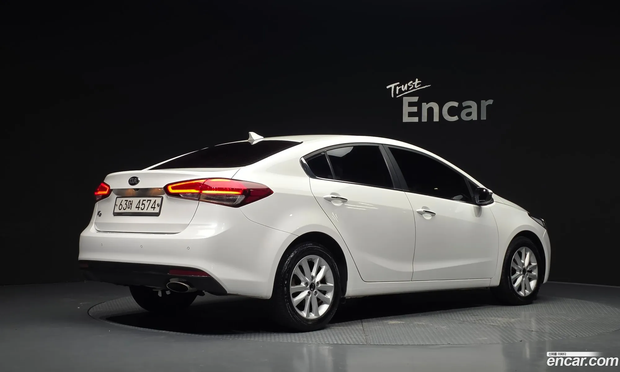 Kia K3 2017 KNAFK412BHA968844 — 6