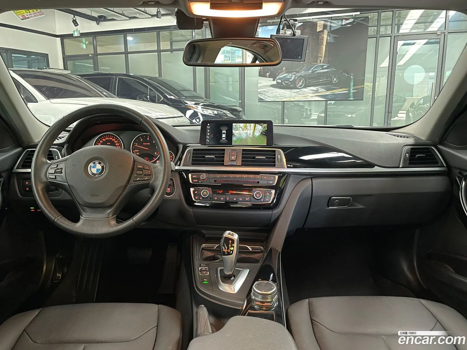BMW 3 Series 2017 — 2