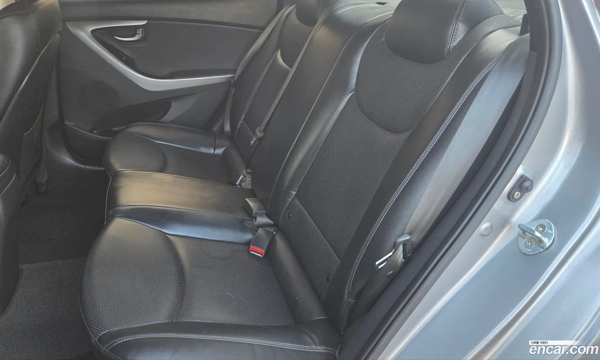 Hyundai Elantra MD 2013 — 15