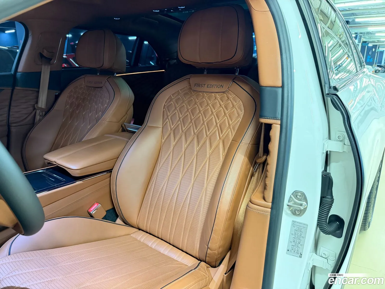 Bentley Flying Spur 2020 — 17