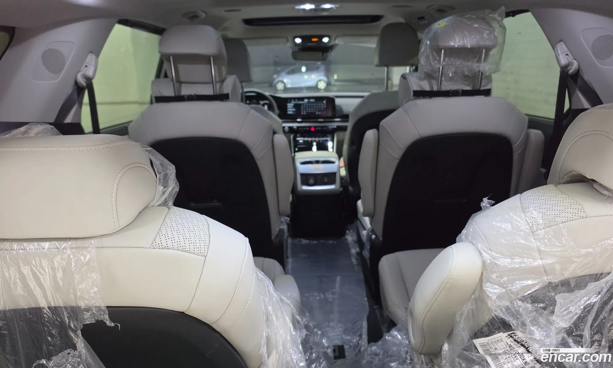 Kia Carnival 2021 — 11