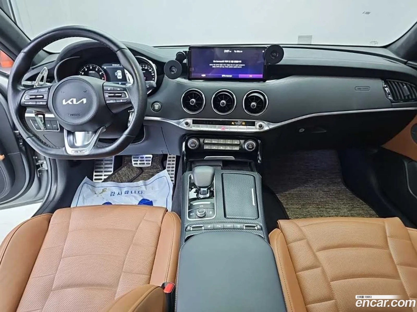 Kia Stinger Meister 2023 — 11