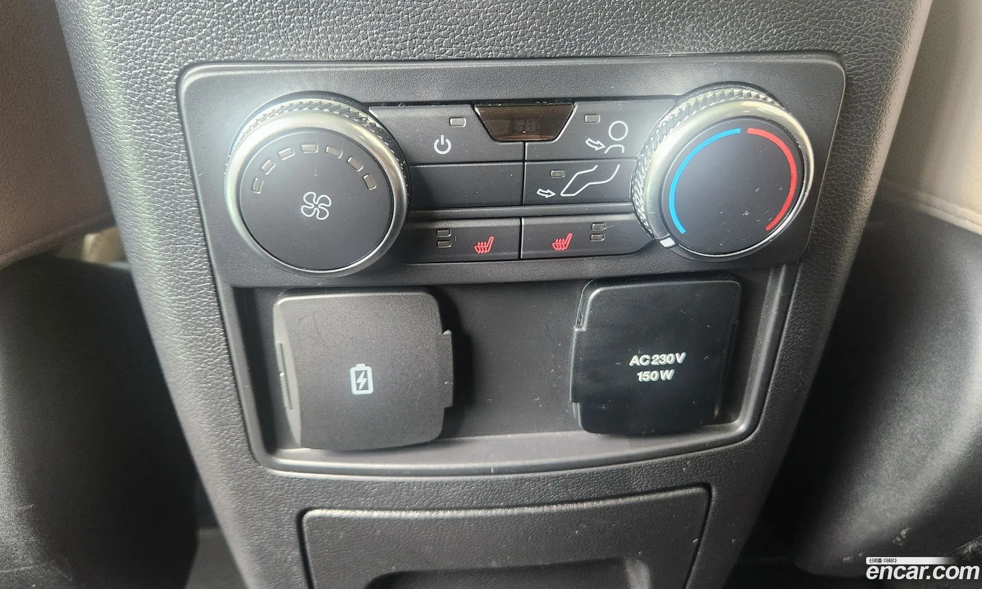 Ford Explorer 6th Gen