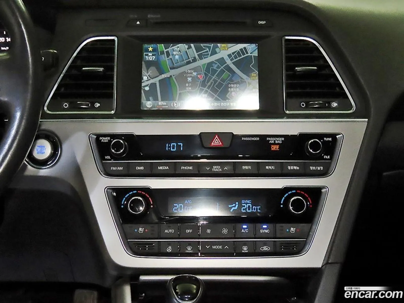 Hyundai LF Sonata 2015 — 16