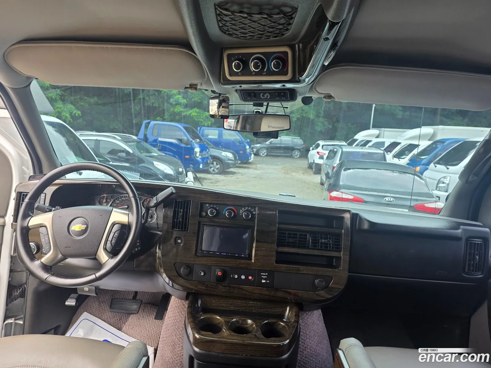 Chevrolet Express Van 2013 — 13