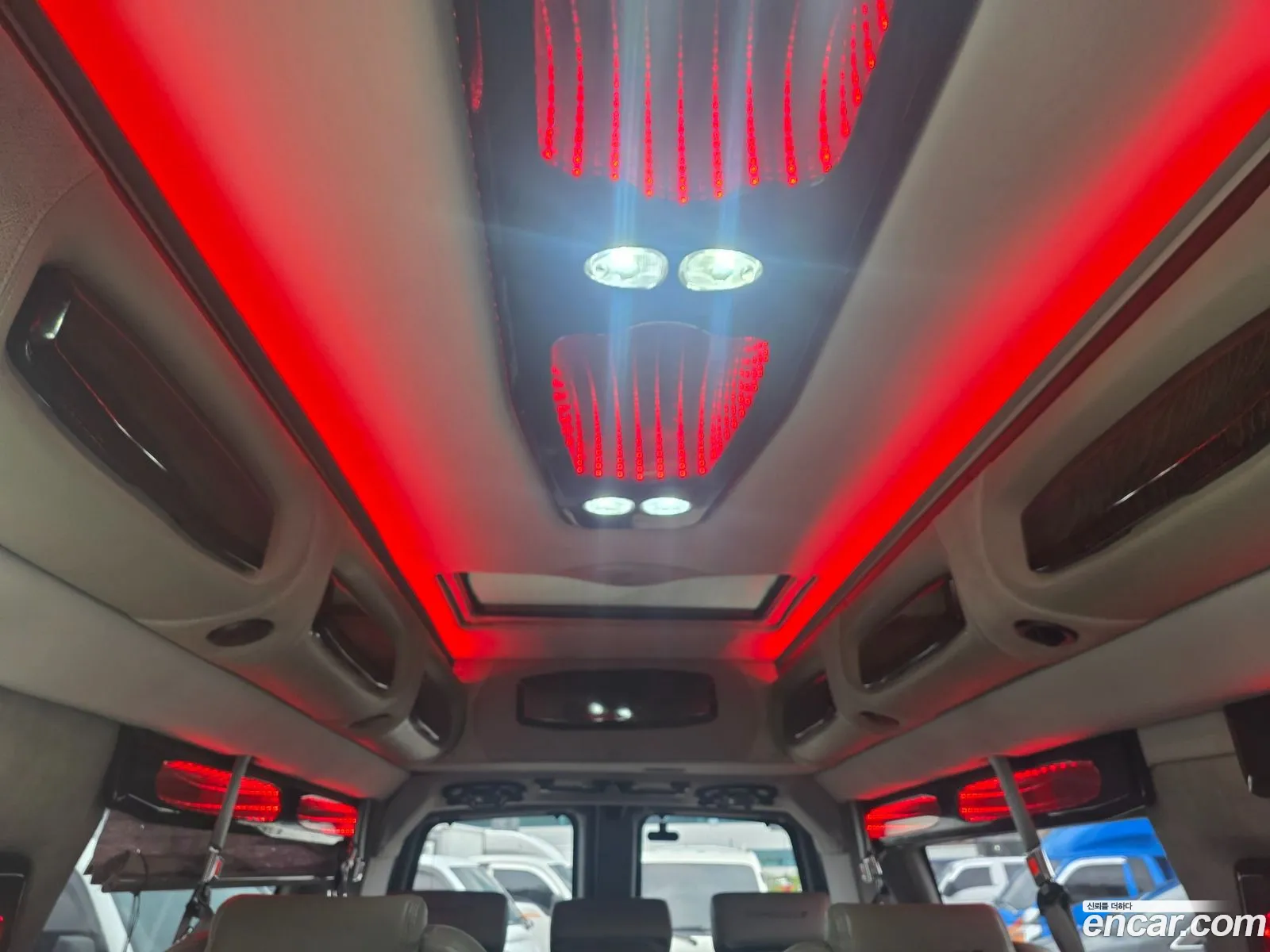 Chevrolet Express Van 2013 — 12
