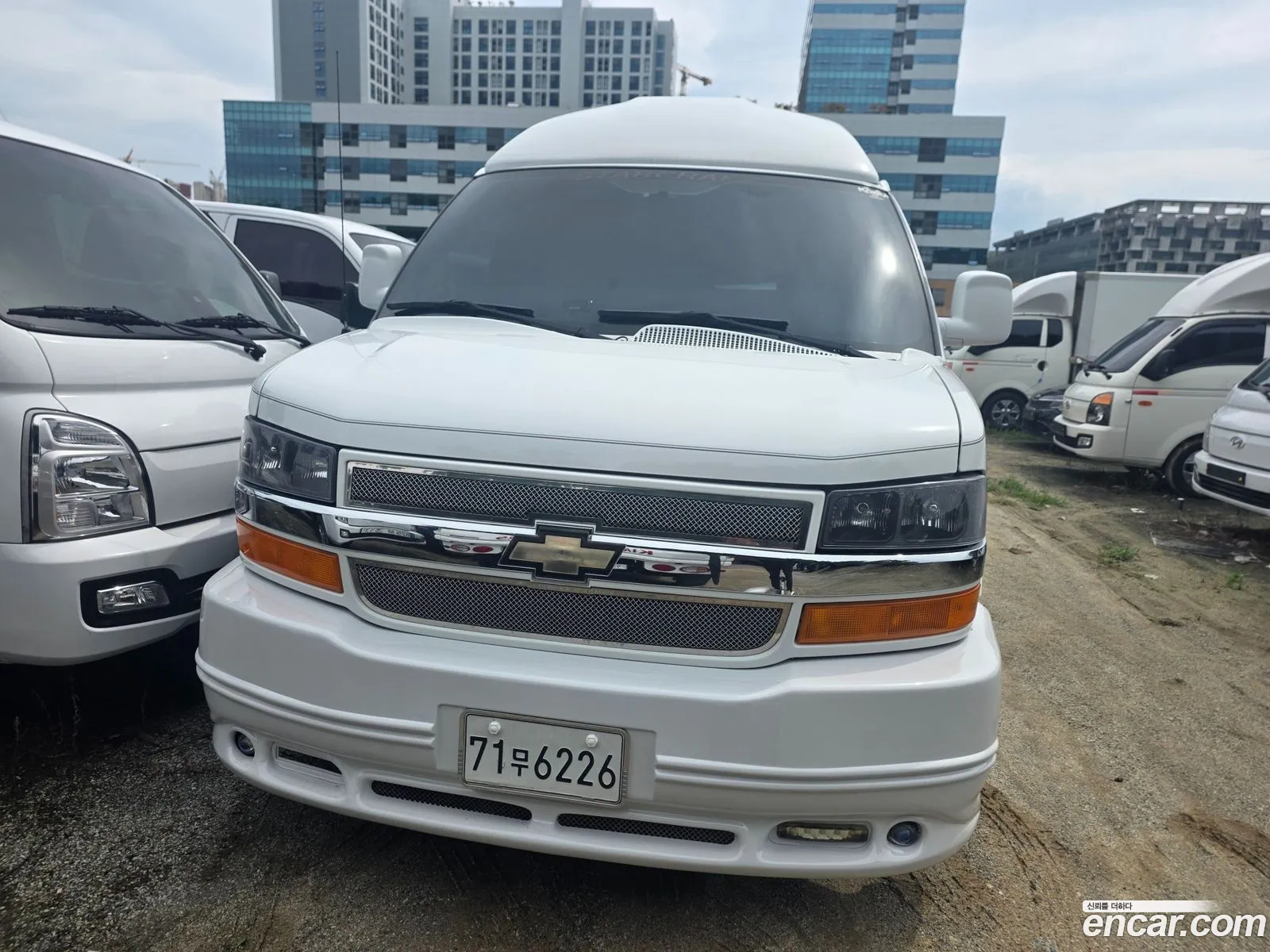 Chevrolet Express Van