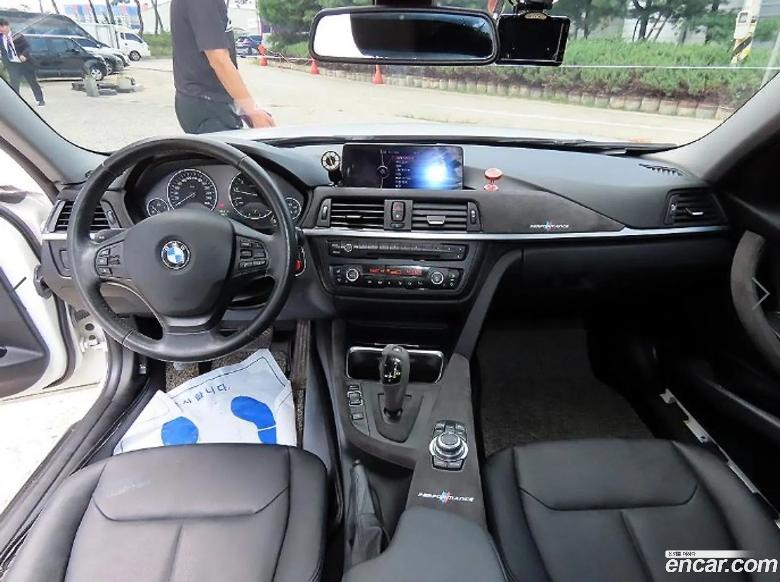 BMW 3 Series 2012 — 3