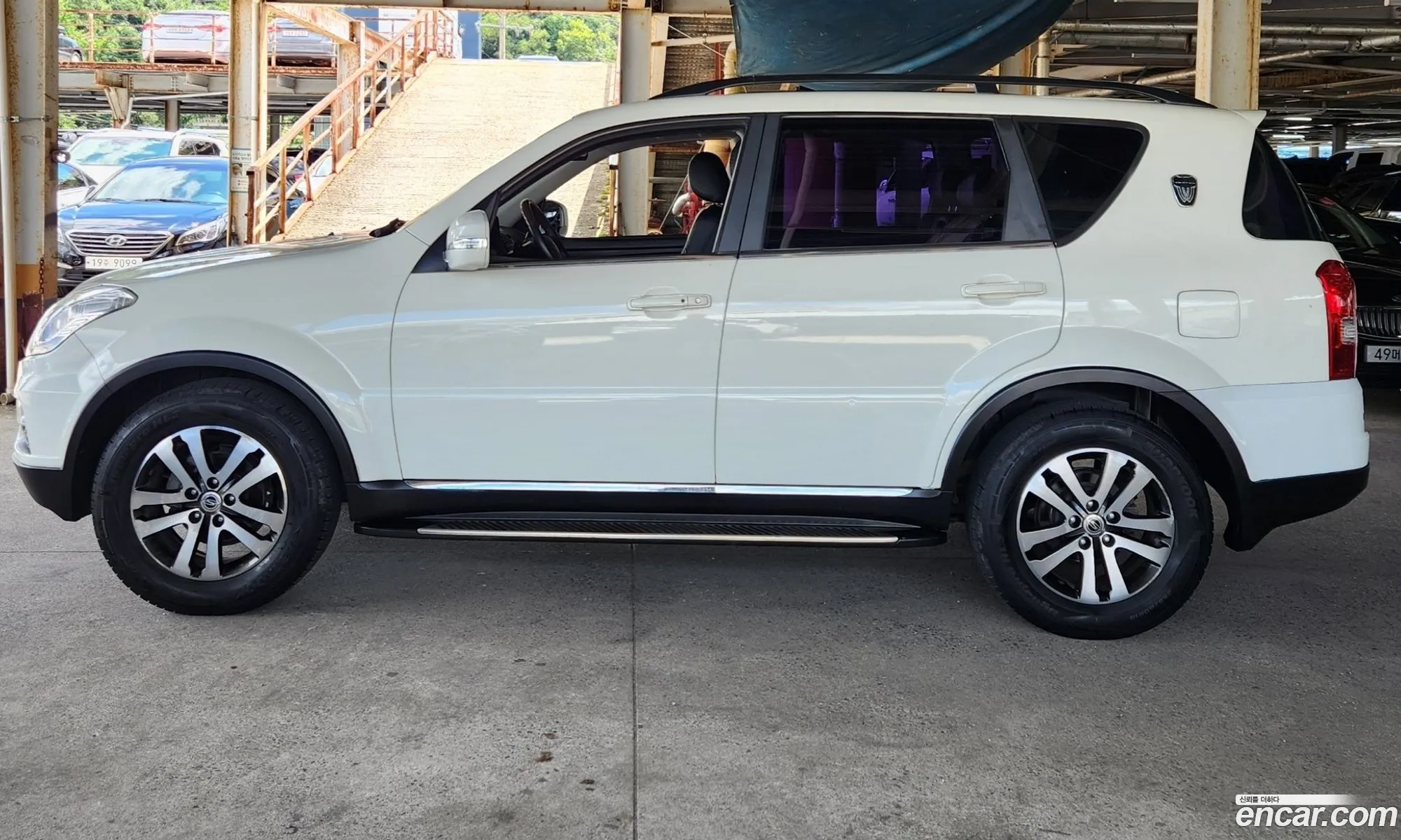KG Mobility (SsangYong) Rexton W