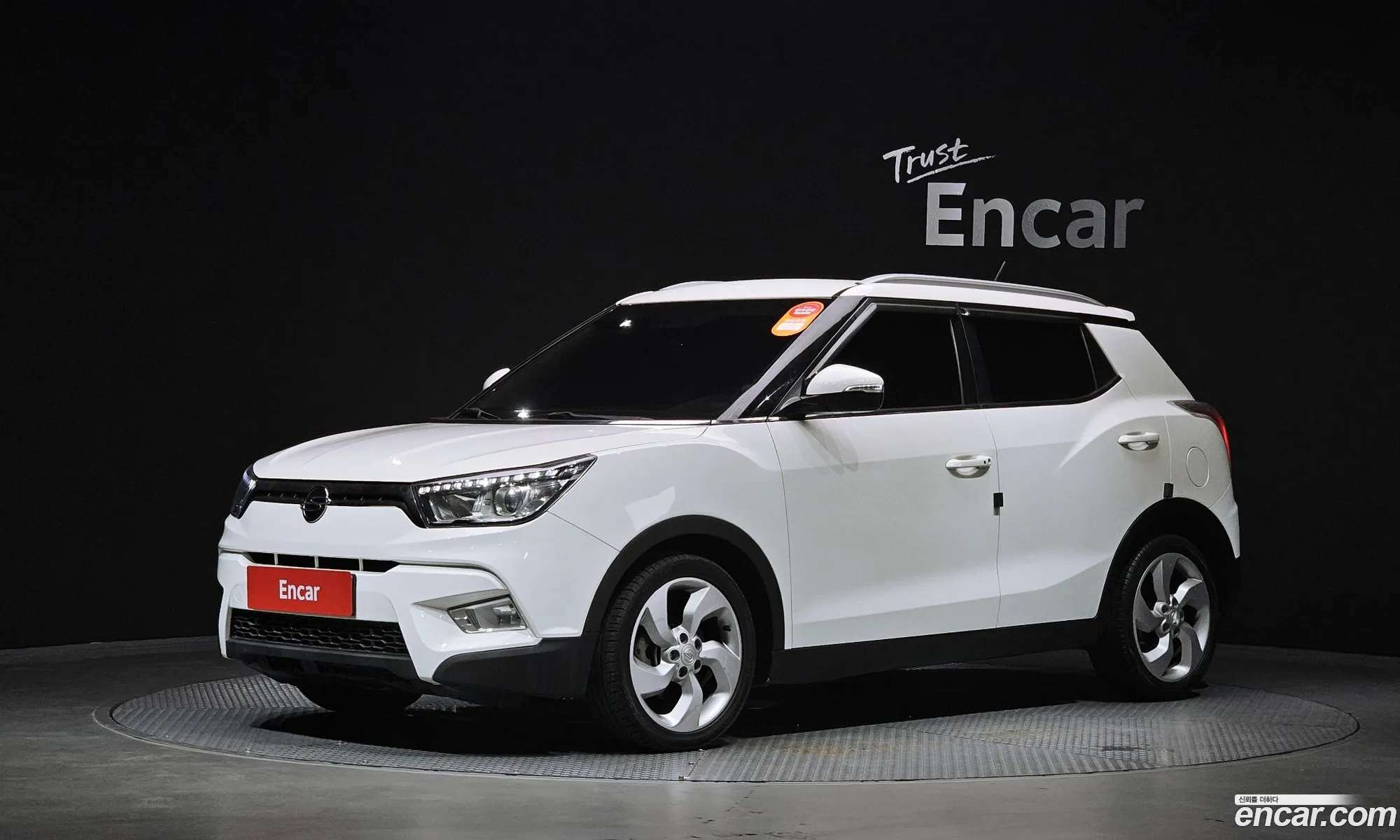 KG Mobility (SsangYong) Tivoli 2015 — 2