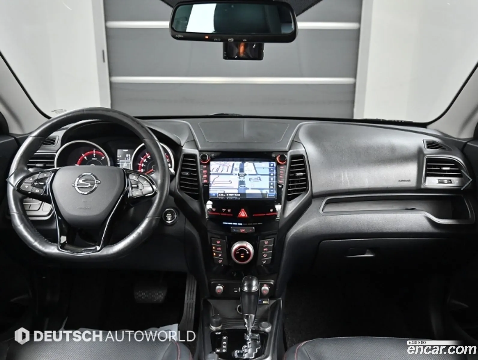 KG Mobility (SsangYong) Tivoli Air 2016 — 3
