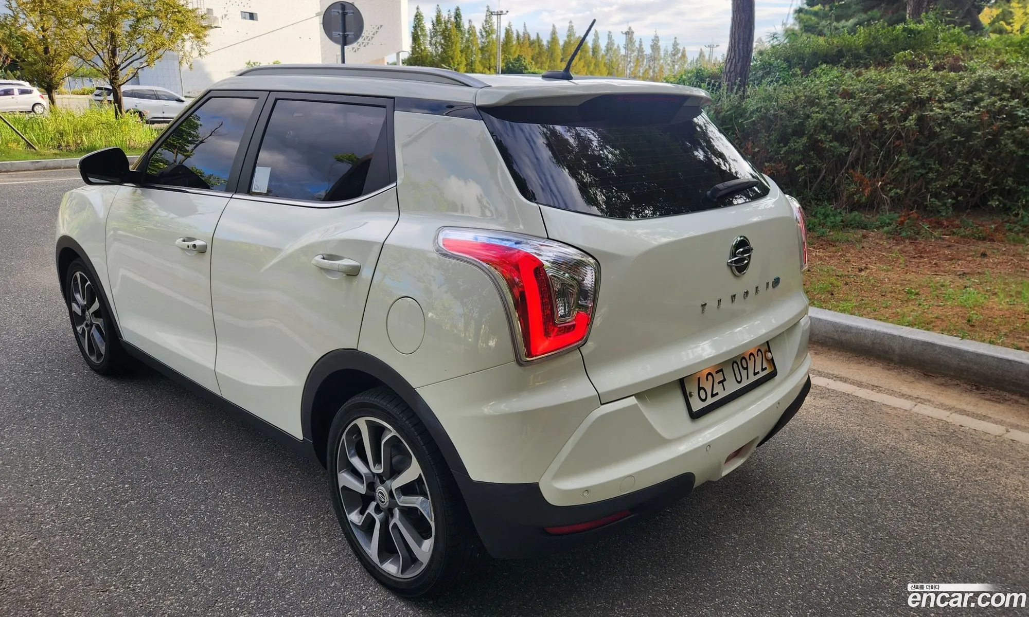KG Mobility (SsangYong) Tivoli 2016 — 3